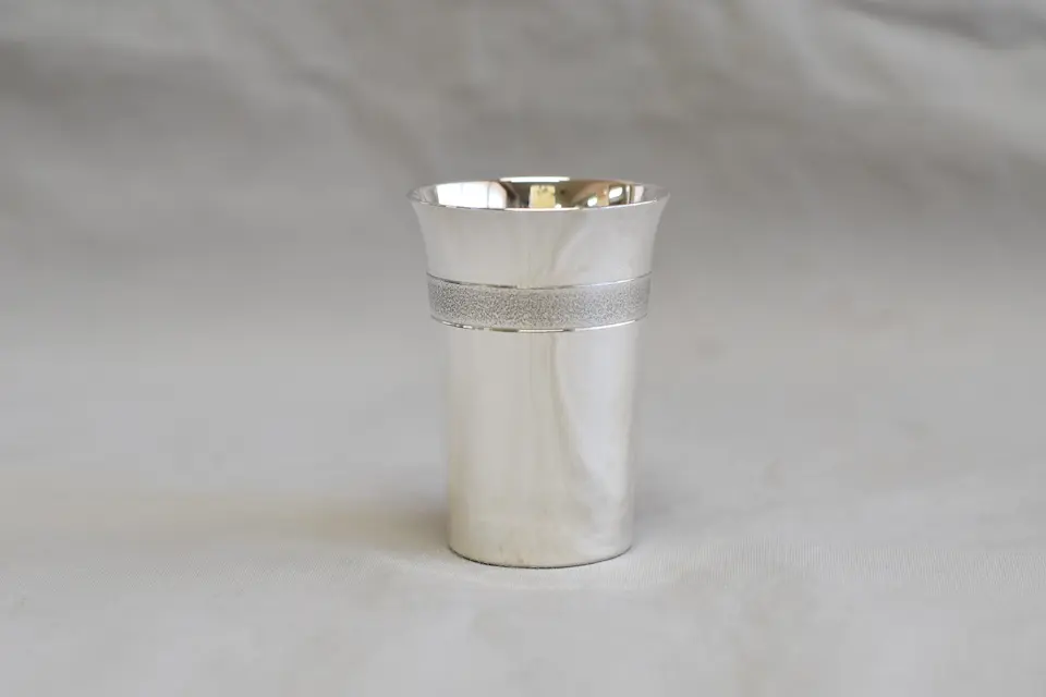 オリジナル純銀製コップ