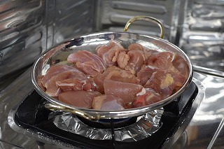 純銀鍋・鶏肉