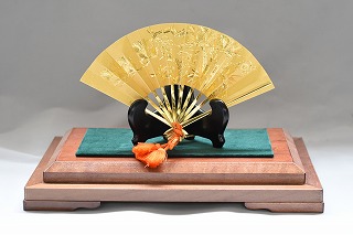 純金製 扇 全体図